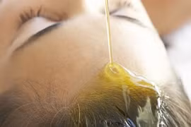 15 loại tinh dầu thiên nhiên giúp tóc nhanh dày và dài