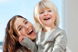 Bí quyết giúp mẹ dạy bé cách sống lạc quan 