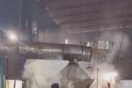 Triệt phá đường dây sản xuất hàng trăm tấn cà phê bột giả