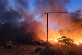 Đắk Lắk: Cháy lớn tại bãi tập kết phế liệu trong thành phố