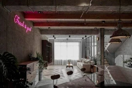 Tham quan căn Penthouse 300m2 của Khởi My – Kelvin Khánh