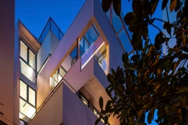 Cải tạo nhà trong ngõ hẹp thành không gian sống hiện đại