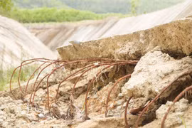 Công trình thủy lợi 14 tỷ vừa nghiệm thu đã hư hỏng nghiêm trọng