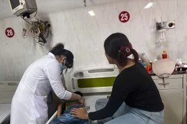 Đắk Lắk: Bé trai 6 tuổi mắc một lúc nhiều dị vật đường thở