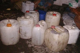 Hãi hùng dầu ăn đã qua sử dụng biến thành dầu xịn 