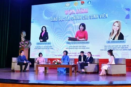 “Đồng tiền thông thái”: Giáo dục tài chính cho tân sinh viên 