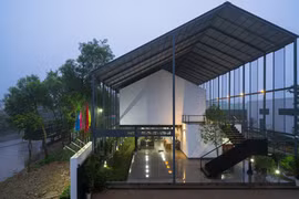 Hình ảnh nhà mái đôi, thiết kế cực lạ ở Nghệ An 