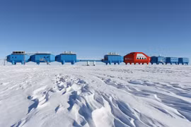 Ngắm những ngôi nhà đánh bật vùng khí hậu khắc nghiệt