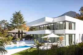 Ngất ngây biệt thự trắng muốt đẹp tinh khôi