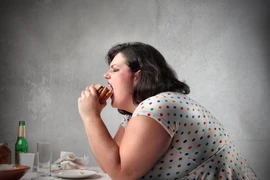 7 thói quen hàng ngày khiến bạn tăng cân không kiểm soát 