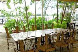 Top nhà hàng ven sông lãng mạn mùa Valentine ở Sài thành