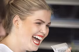 Blogger nổi tiếng nói dối bị ung thư để kiếm tiền