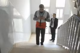 Sáng chế áo vest cho người khiếm thị cực thông minh