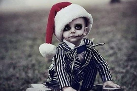 Ảnh bé trong trang phục Halloween đáng yêu không chịu nổi