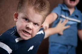 Mách mẹ chiêu trị con quá hiếu động
