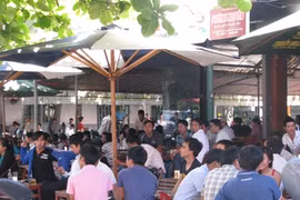 5 quán cà phê Hà Nội rất khó tìm nhưng đông khách