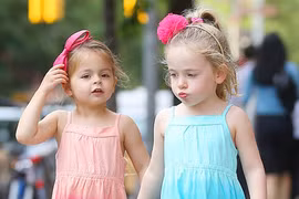 Học tín đồ thời trang nhí cách mặc đẹp mùa nắng nóng