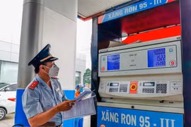 Tăng cường kiểm tra xử lý vi phạm trong kinh doanh xăng dầu
