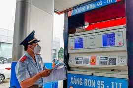 Tăng cường kiểm tra xử lý vi phạm trong kinh doanh xăng dầu