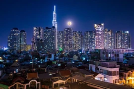 Bất chấp thị trường trầm lắng, giá rao bán chung cư vẫn tiếp tục tăng