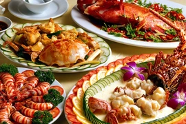 Video: Mẹo ăn hải sản bổ mà không độc