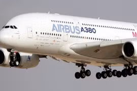 Video: Airbus khai tử máy bay lớn nhất thế giới vì "bán ế"