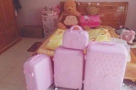 Cô gái cuồng Kitty: Mong quý khách tặng quà Hello Kitty thay cho mừng phong bì