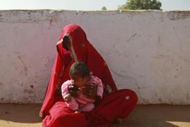 Cha kiện, đòi phạt con trai 35 triệu vì cưới gái nghèo