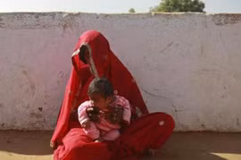 Cha kiện, đòi phạt con trai 35 triệu vì cưới gái nghèo