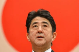Thủ tướng Nhật tới TQ giải thích động cơ thăm đền Yasukuni?