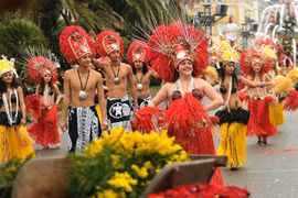 Độc đáo lễ hội đường phố ở Pháp