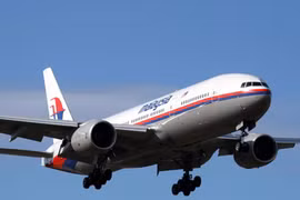 Phi công MH370 tự sát, lao máy bay xuống Ấn Độ dương?