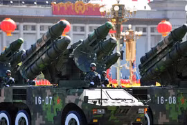 Tốn núi tiền, quân sự Trung Quốc vẫn thua xa Mỹ