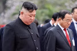 Chủ tịch Triều Tiên Kim Jong-un cùng phái đoàn đến viếng lăng Chủ tịch Hồ Chí Minh
