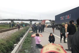 Tai nạn ở Hải Dương: Xe tải đâm vào đoàn người đi viếng nghĩa trang