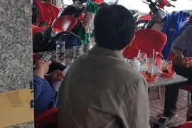 Nữ hiệu trưởng phát tán ảnh “nóng” của thầy hiệu phó ở Cần Thơ: Bị xử lý thế nào?