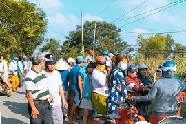 Vợ chém chết kẻ trộm đột nhập sát hại chồng không phạm tội?