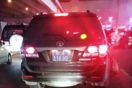 Lái xe biển xanh đâm người rồi bỏ chạy là Thượng sỹ công an