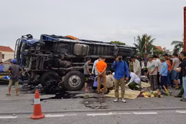 Clip hiện trường 2 vụ TNGT 6 người chết, 2 người bị thương ở Hải Dương