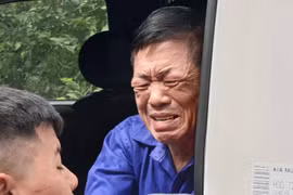 Vì sao trùm xã hội đen bảo kê chợ Long Biên òa khóc trước tòa?