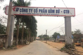 Gốm sứ Thanh Hà có liên quan vụ xả dầu thải đầu độc sông Đà?