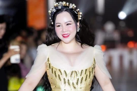 Diễn viên Trương Phương giảm 11kg sau khi ly hôn chồng Tây