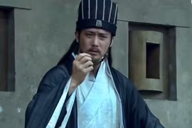 Lạ lùng 2 lời tiên tri chuẩn xác của Gia Cát Lượng