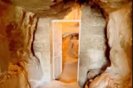 Năm bức ảnh tiết lộ cấu trúc bên trong của kim tự tháp 