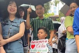 Những hình ảnh cảm động trong kỳ thi vào lớp 10 ở Hà Nội