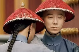 Kính sự phòng phụ trách công việc gì mà thái giám muốn vào? 