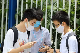 Phụ huynh 'rải' hồ sơ vào THPT ngoài công lập: Tỷ lệ chọi cao ngất ngưởng