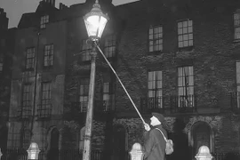 Giật mình những nghề hot từng thịnh hành hàng trăm năm trước