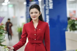 MC thời tiết Khánh Linh khóc vì nhịn đói, giảm 23kg để lên sóng VTV