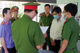 Trưởng phòng Giáo dục huyện ở Ninh Thuận bị khởi tố